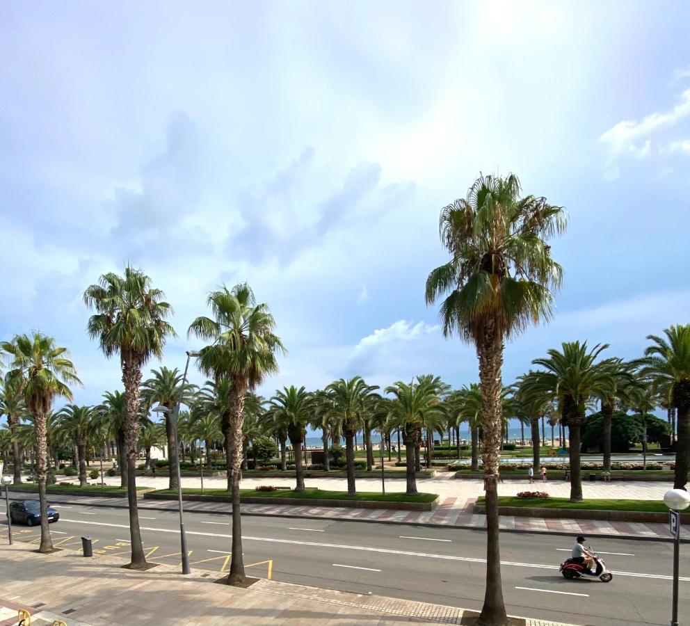 Acacias Suites Apartments Salou Exteriör bild